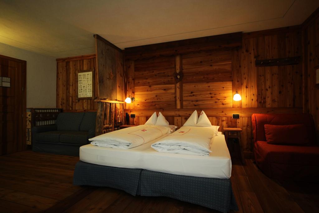 La Torretta Hotel Challand-Saint-Anselme Екстер'єр фото