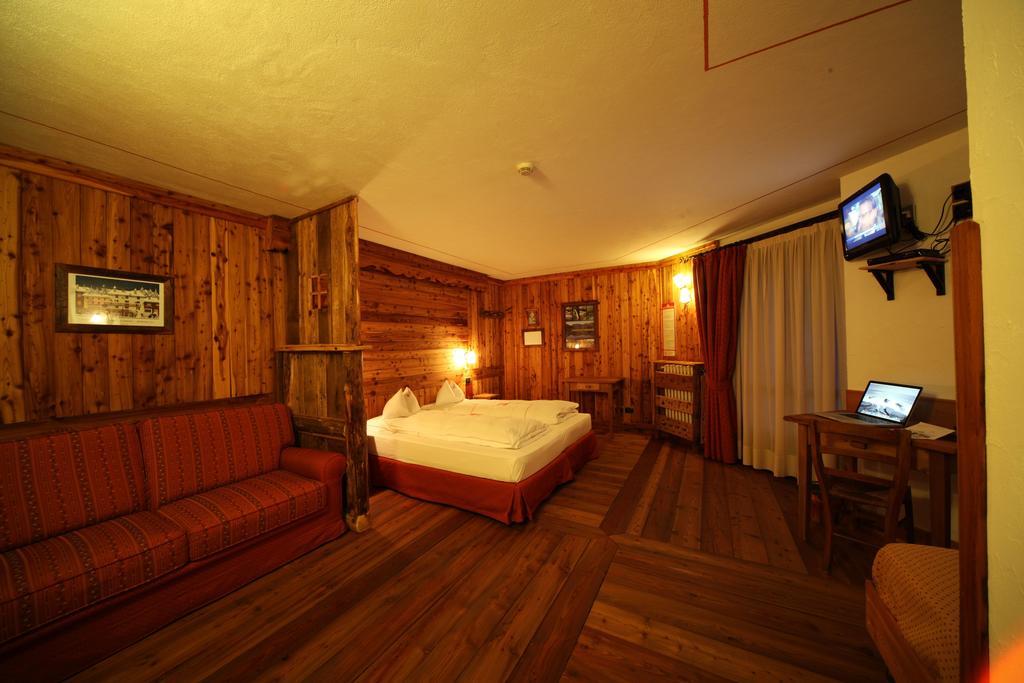 La Torretta Hotel Challand-Saint-Anselme Екстер'єр фото