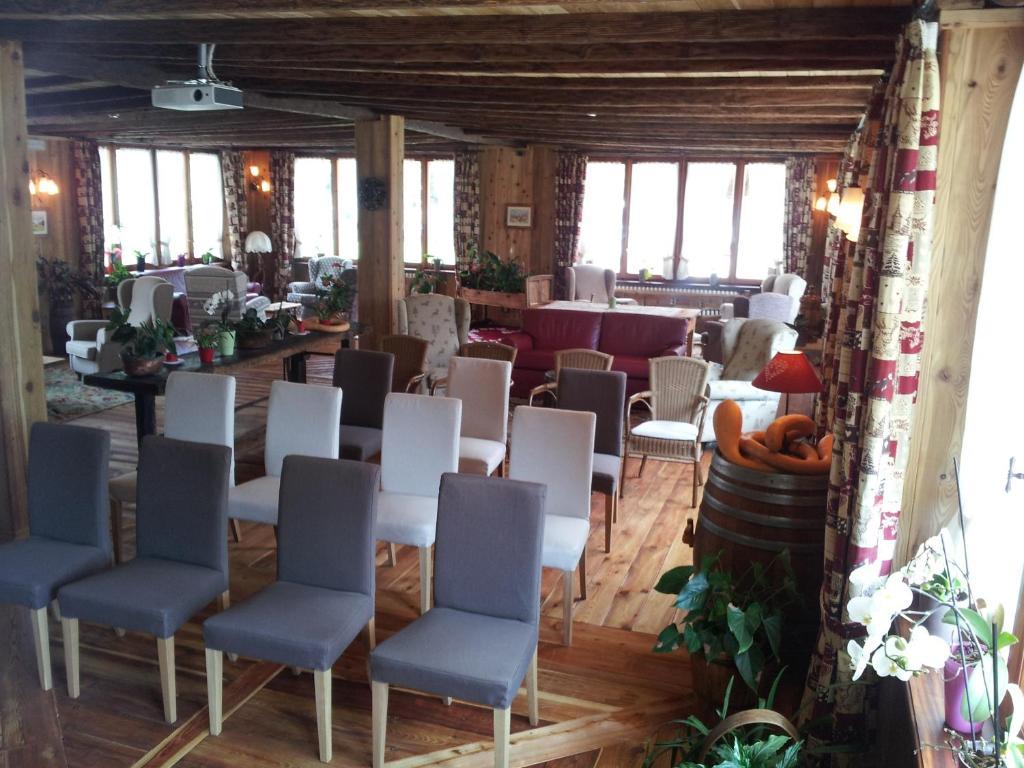 La Torretta Hotel Challand-Saint-Anselme Екстер'єр фото